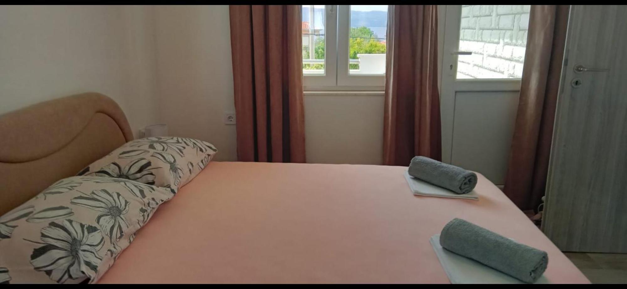 Apartment Biskupovic Dugi Rat Exteriér fotografie